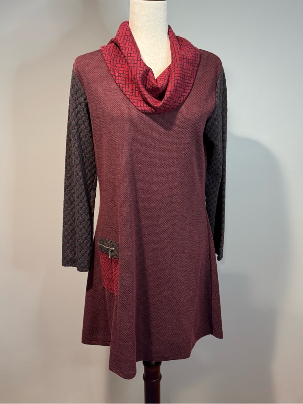 Parsley & Sage Burgundy Cowl Neck Tunic Top Mixed Media Lagenlook Boho Size M